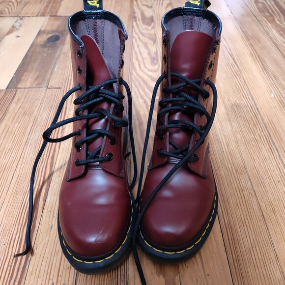 Doc Dr Martens Air Wair 1460 Women's Smooth Leather Lace Up Boots US 8 / EU 39 - Picture 1 of 5